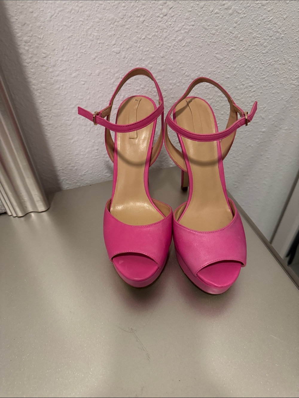 Aldo Vibrant Pink T-Strap Platform Sandals
